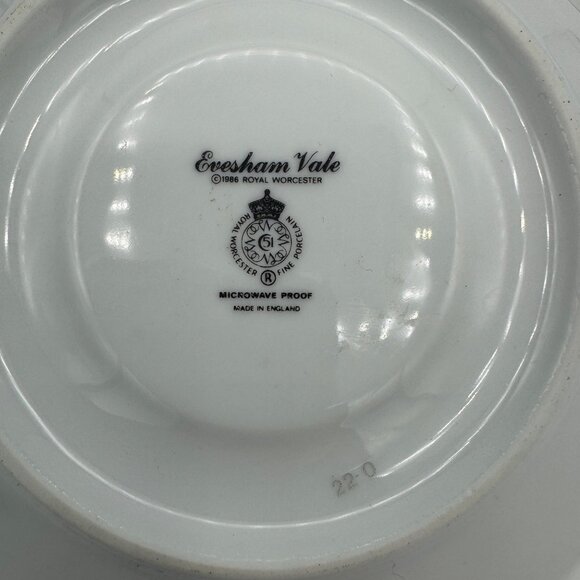 Royal Worcester Evesham Vale Saucer Set Of 2 Fine Porcelain England - Picture 3 of 4